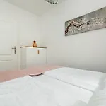 Rentplanet - Podgorze *