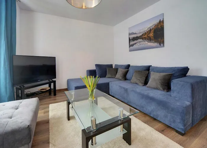 Rentplanet - Podgorze Apartment *